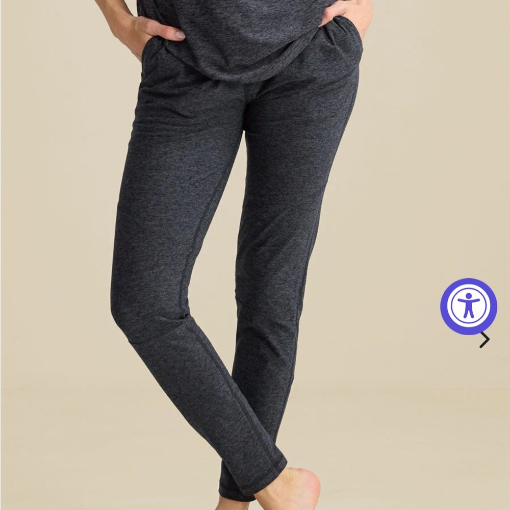 Outdoor Voices Gray Leggings with Tapered Design